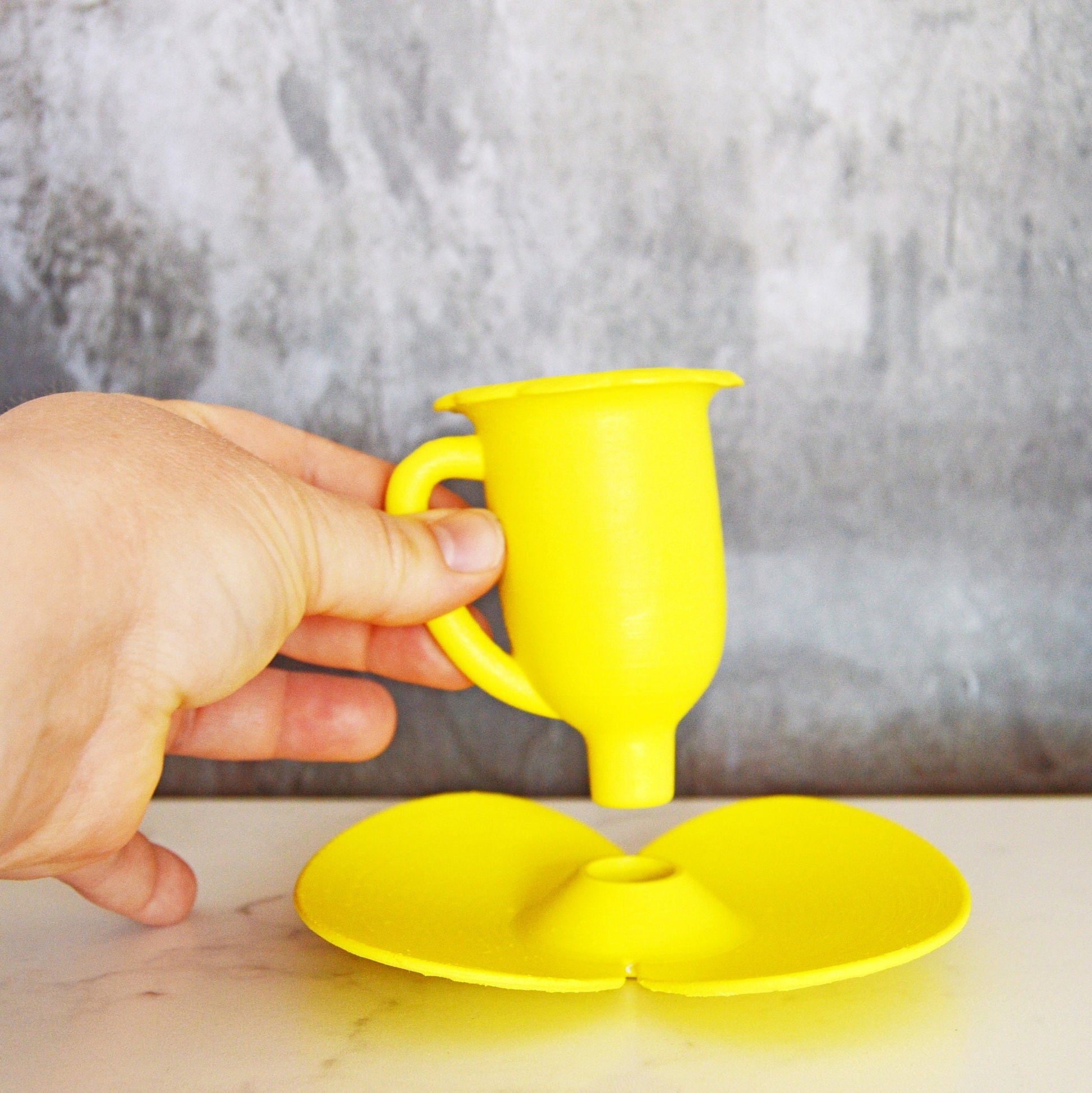 Daffodil Teacup from Willy Wonka, Wonka Movie Prop Replica, Yellow Teacup, Pretend Play Tea Cup, 3d Printed Cup, Tea Time Gift Idea